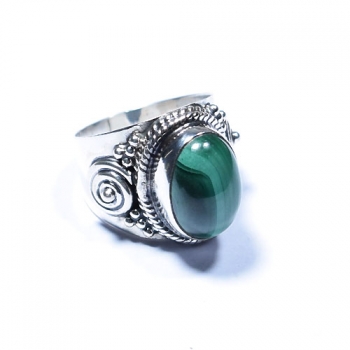 Ethnic Indian design splendid Malachite pure sterling silver handcrafted ring jewelry