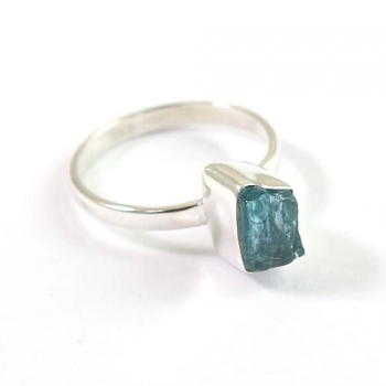 raw blue apatite 925 sterling silver stackable ring jewellery