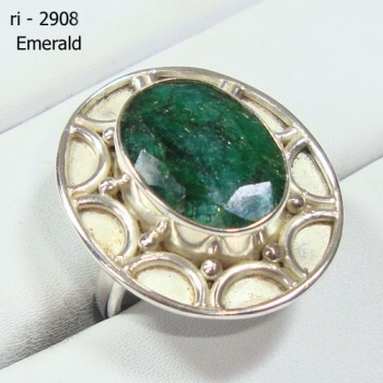 Ethnic Indian design pure silver handmade emerald quartz ring 