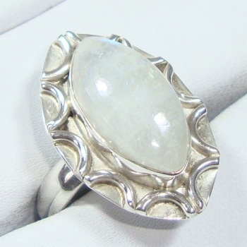 Authentic gemstone casual wear pure sterling silver ring